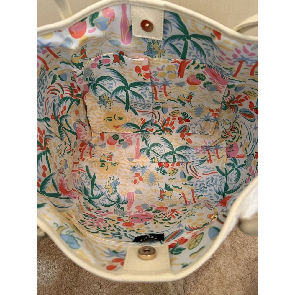 Roller Rabbit x Target Daisy Floral Large Terry Beach Tote Bag Cream Embossed - Picture 10 of 11